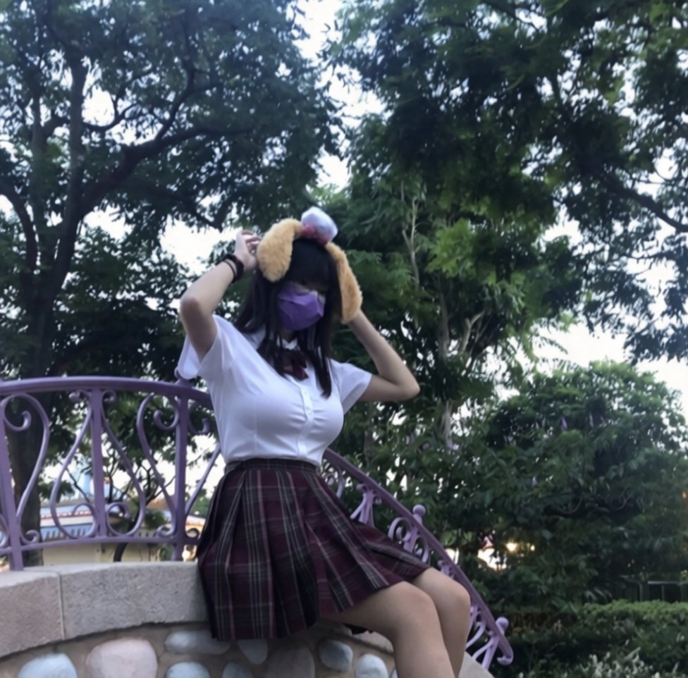 Jessieecaee's tweet photo. 🎡 好耐冇去迪士尼😆有冇人想同我一齊去？ 

只要 Follow 我 + Retweet，我就揀一個人帶你一齊去🤣記得留言呀!😏

最慘係冇得星期六日去😭張卡太貴

#CUHK #香港學生 #學生妹 #香港學生妹 #香港護理學生 #HKstudent #student #hk #護理學 #中學生 #中學學生 #ghs #德望學校 #德望 https://t.co/43379Yj4Id