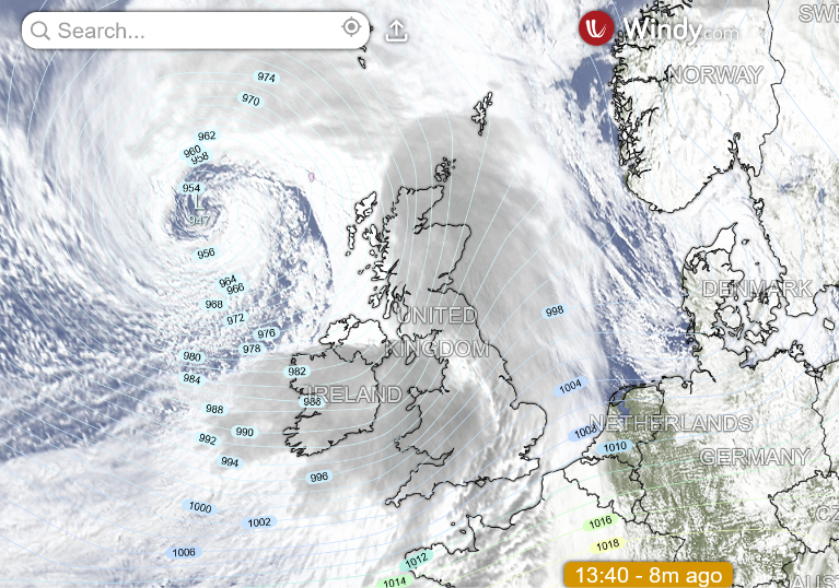 AlesandroSherry's tweet photo. #Satellite Blue🛰️&amp; #Pressure
13:40h #Dublin/#Derry/#Kellybegs/#Belfast/#Eire/#Ireland/#Scotland/#Glasgow/#Storwoway/#Reef/#Tarbert/#Gravir/#LewisAndHarries/#Hebrides

#BOELO #StormBOELO #TempêteBOELO #BorrascaBOELO 

#Eire/#Ireland/#Irlande/#Irlanda🇮🇪
#Scotland🏴󠁧󠁢󠁳󠁣󠁴󠁿
#FaroeIslands🇫🇴 https://t.co/fHd9BVebIC
