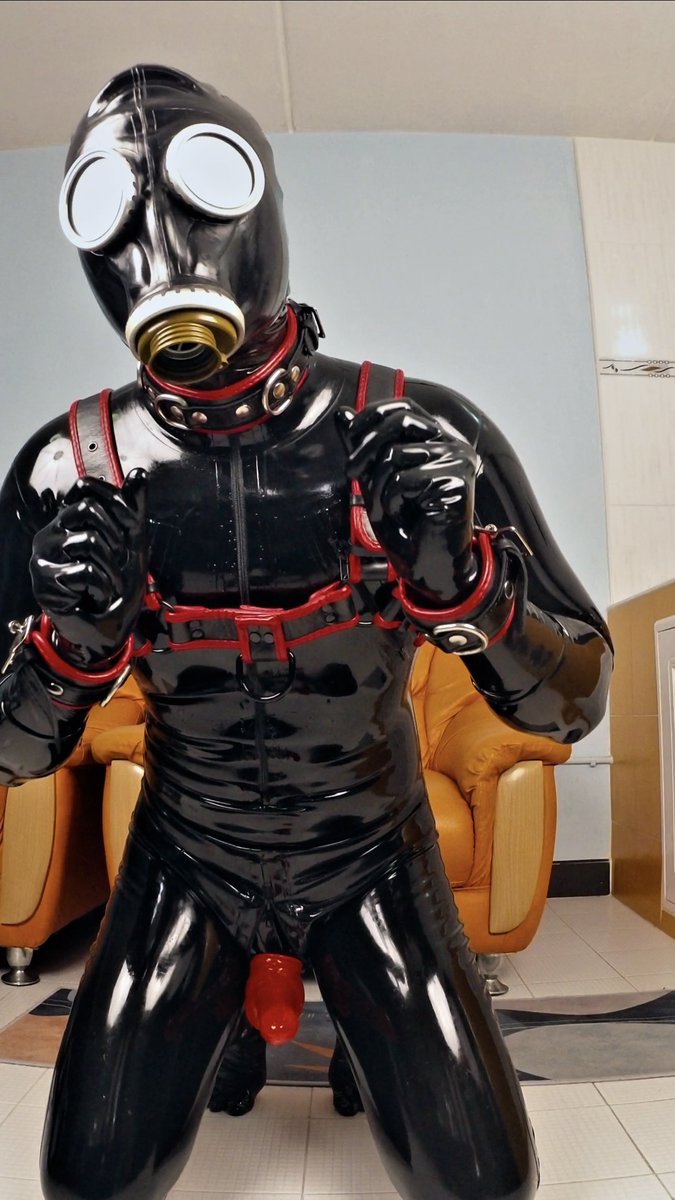 socksheath's tweet photo. Rubber drone ready… https://t.co/iSPCxzOCWG