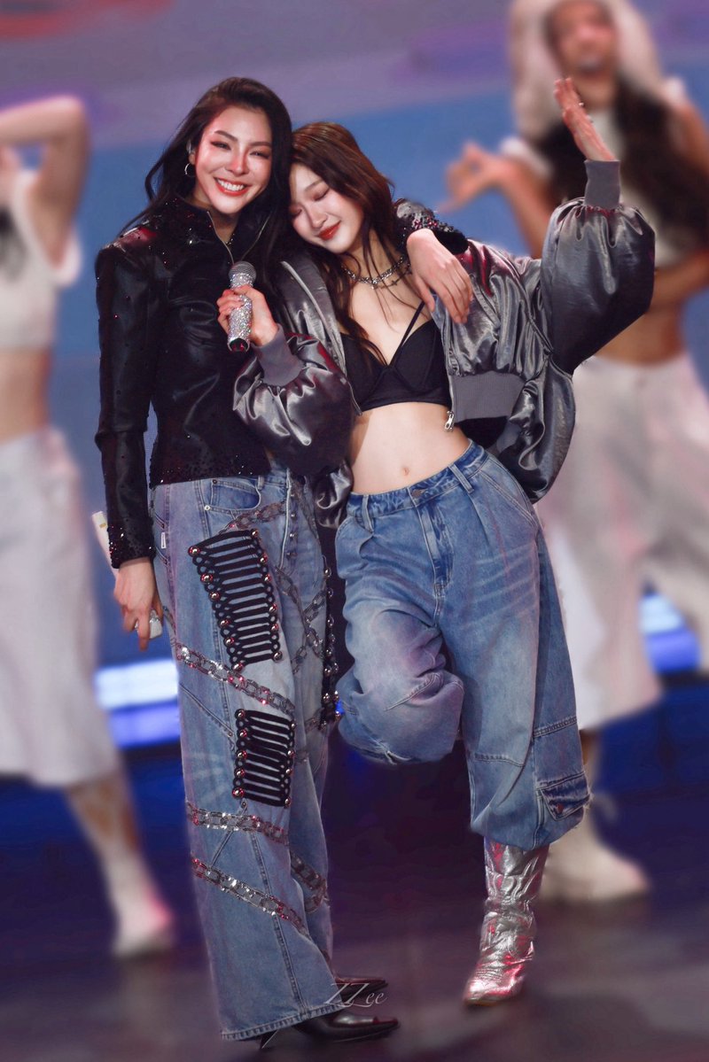 ZZeehk's tweet photo. Sweet🥰🥰🥰🌻🍑

#FayePeraya #1410STATIC
#FayeBirthdayParty2026
#FabelEntertainment https://t.co/DLPplVmMRC