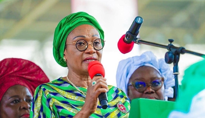 NigeriaStories's tweet photo. “I want to leave Aso Rock in 2031 to a Nigeria I can enjoy”

~ First Lady, Remi Tinubu says https://t.co/fhSorStgSA