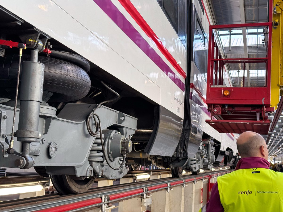 gvh_96's tweet photo. 🚂👨‍🔧🛠️ BMI de Valladolid https://t.co/WwfRKWUFrI