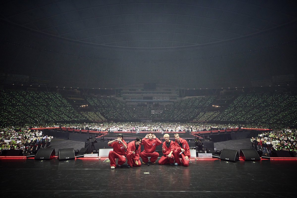 NCTsmtown_127's tweet photo. NCT 127 5TH TOUR 'NEO CITY : #SAITAMA - THE REDLINE' with NCTzens DAY1

EVERYTHING, ALL AT ONCE, NEO
https://t.co/vkFUnwHeM8 

#NCT127 #THE_REDLINE
#NCT127_5TH_NEOCITY_THE_REDLINE
#NCT_10TH_ANNIVERSARY https://t.co/6jZIVz6JKn
