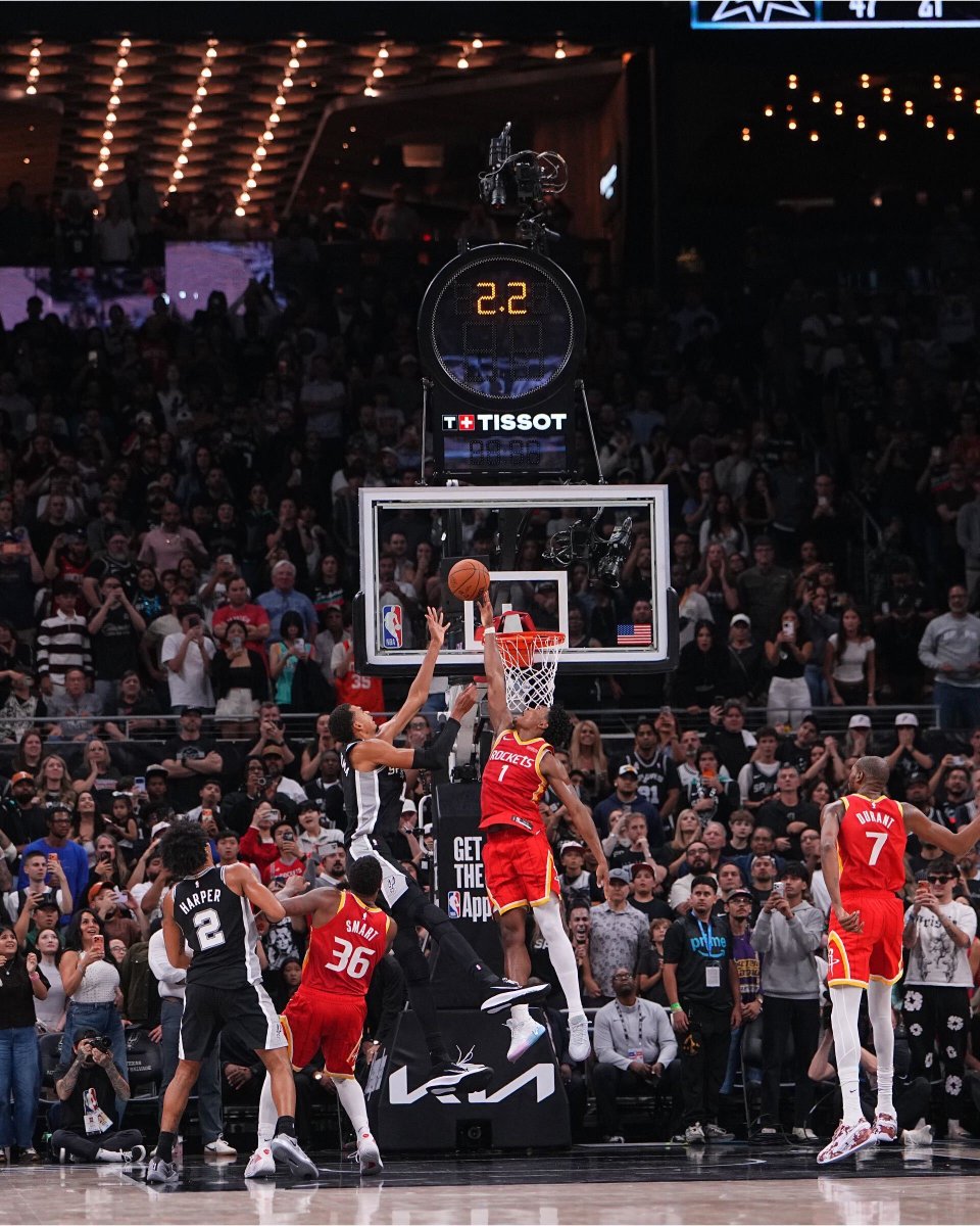 NBA's tweet photo. AMEN'S GAME-SEALING SWAT 📸 https://t.co/ZU2EJWhEgR