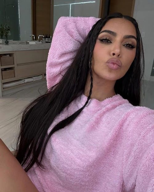 Bigkardashian5e's tweet photo. I love you all ♥️♥️😘😘😘😘 https://t.co/82Sxaqsjsy