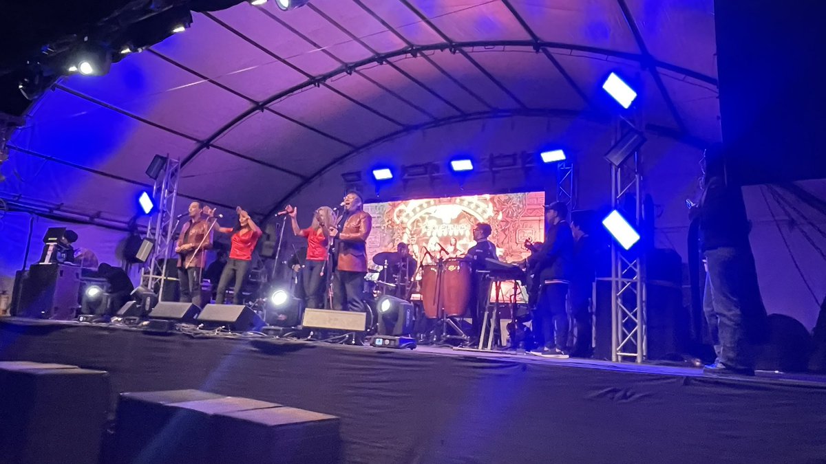 lasextrellas's tweet photo. Que gran concierto en PUENTE PIEDRA - MADRID. - CUNDINAMARCA . 23 de octubre de 2026 🕺🏾💃 https://t.co/fxp4BjWgp0