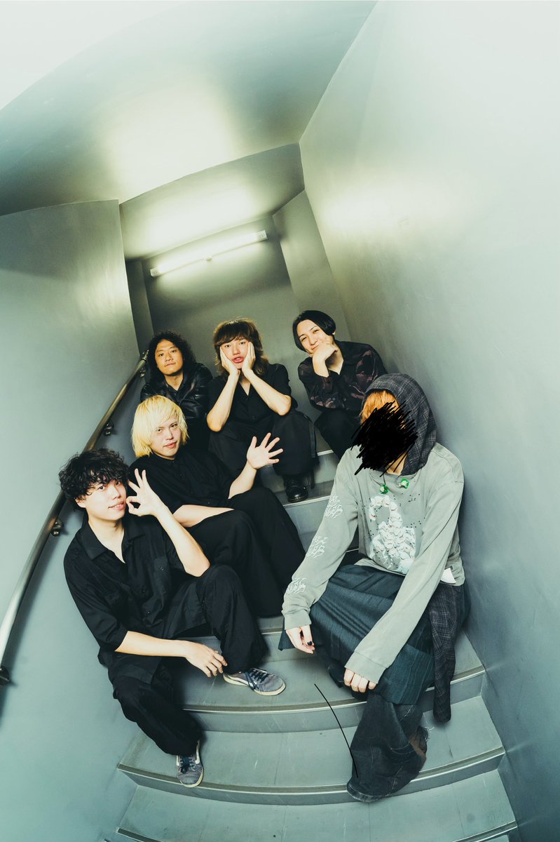 natori_office's tweet photo. 『NOMELON NOLEMON 2man Live "CANVS"』 at Zepp Shinjuku
なとりが出演しました！

ツミキさんに歌唱ご参加いただき、「セレナーデ」を披露しました。

ご来場の皆さま、
ありがとうございました🫱🏻‍🫲🏼 

#ノーメロ_CANVS https://t.co/mlNGEHihR1