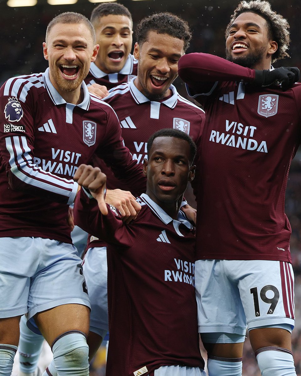 footballontnt's tweet photo. Aston Villa are unbeaten in their last four Premier League home games against sides starting the day top of the table:

2023/24: Aston Villa 1-0 Arsenal ✅
2024/25: Aston Villa 2:2 Liverpool 🤝
2025/26: Aston Villa 2:1 Arsenal ✅
2026/27: Aston Villa 2:1 Manchester City ✅ https://t.co/vKjF7QTevn