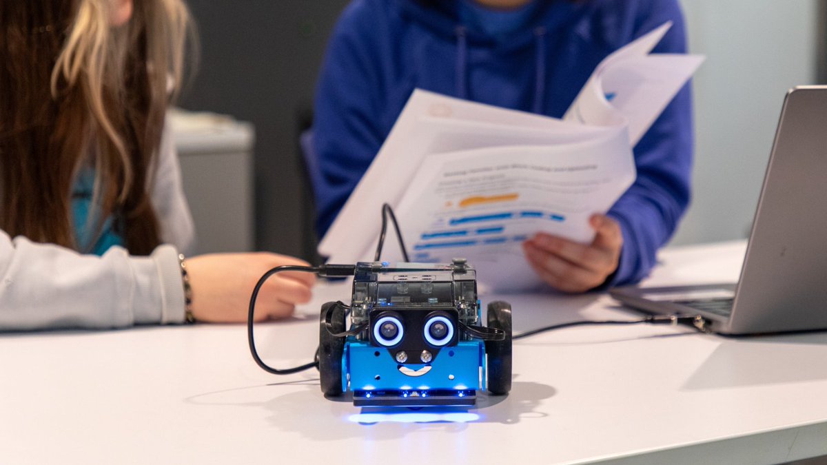 torontolibrary's tweet photo. Curious about AI? 🤖 Borrow an AI Learning Kit with your library card and take home a robot to explore AI and coding through hands-on projects. Check out our free programs to help you get started.

Learn more: https://t.co/TtGhmohPHe https://t.co/iI3ul5FPqG