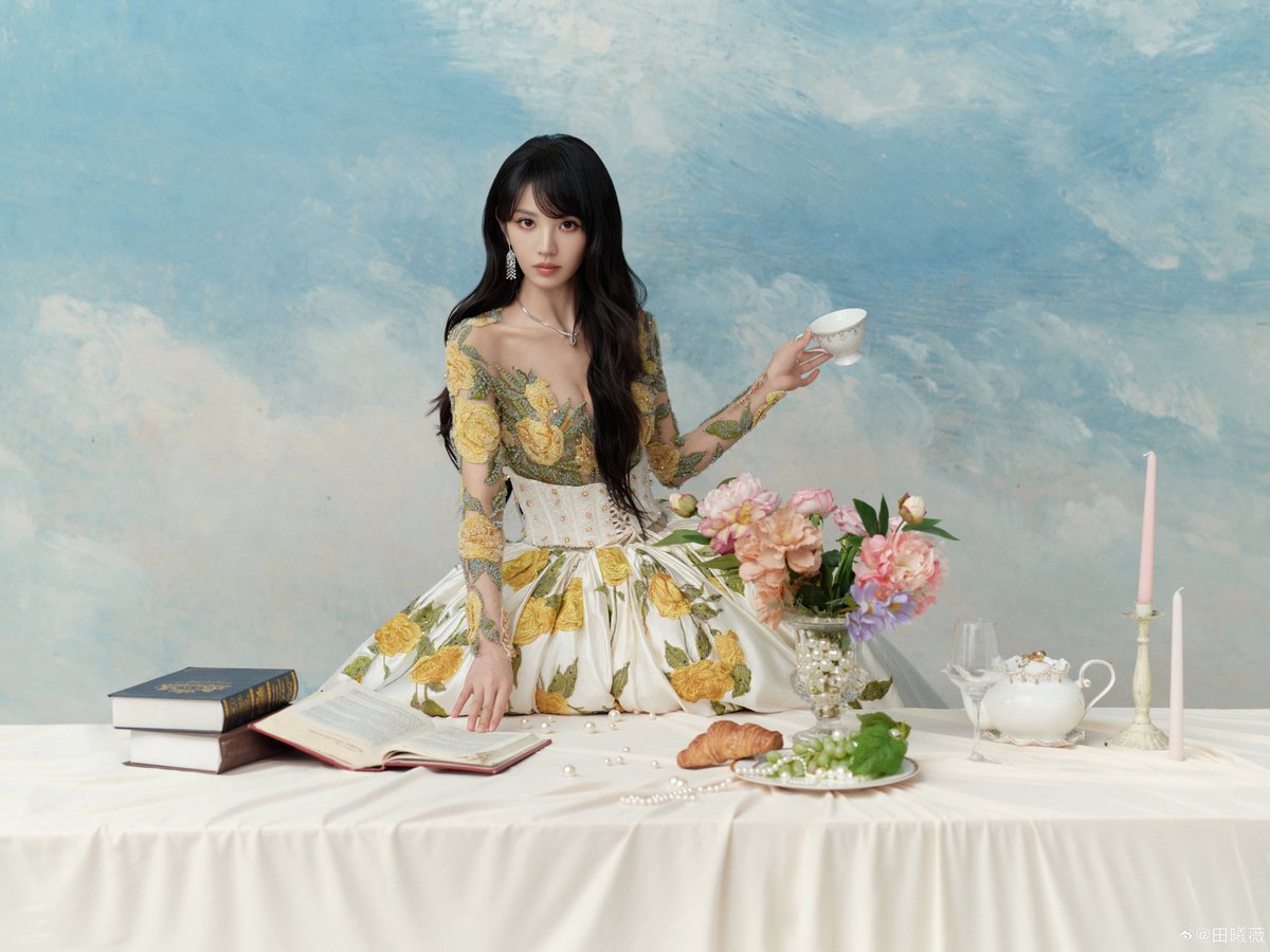 luvutianxiwei's tweet photo. actress Tian Xiwei’s photos for VOGUE Forces of Fashion China 2025 https://t.co/sjdgS09KfK