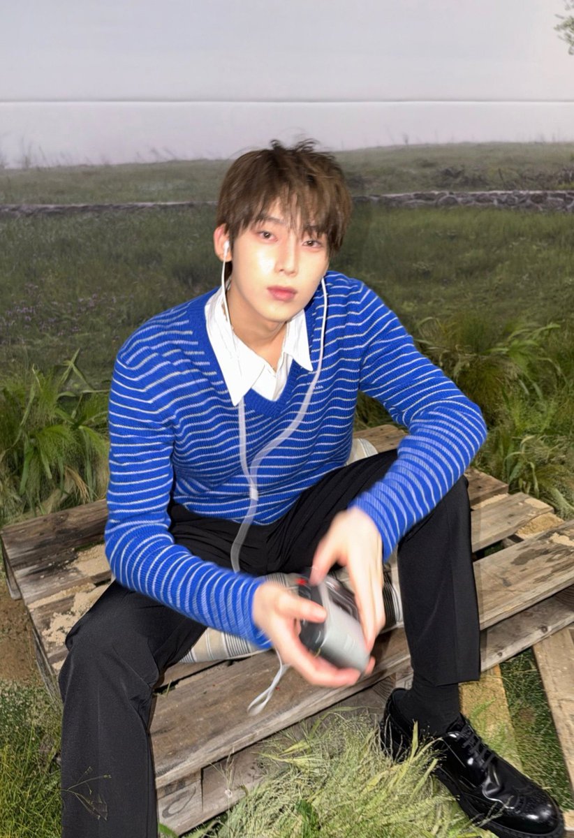 illitfanbase_'s tweet photo. ENHYPEN SUNOO shared that he already filmed the “You're Under Arrest” challenge. 

 “This is right I filmed the challenge for this!!” https://t.co/zR3D48hCs8