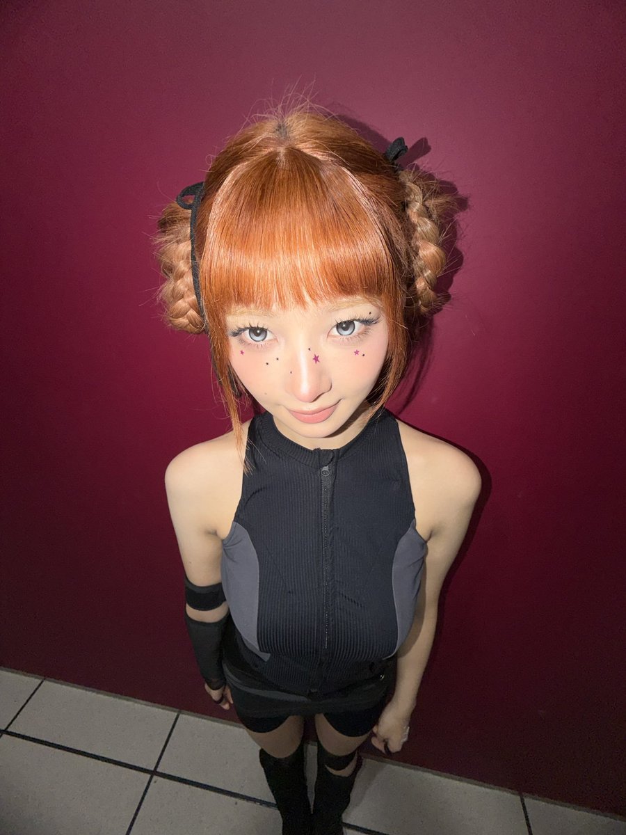 fairbluerxy's tweet photo. yang galak                             yang imut https://t.co/DLgvYDWQlf