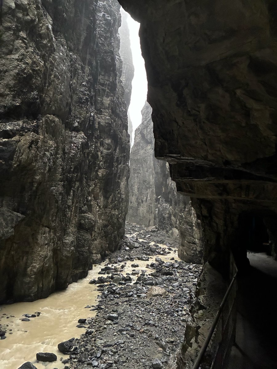 DerekFranc90653's tweet photo. Photo shows collision of the African + European tectonic plates at the Swiss Alps. Trapped between these plates as they collide is what Labor has done to us: 70% tax on investing, 16% increase in income tax over next 10 years, $1.3 trillion debt, 1.3 babies per lifetime female! https://t.co/JGcsp5dz0v