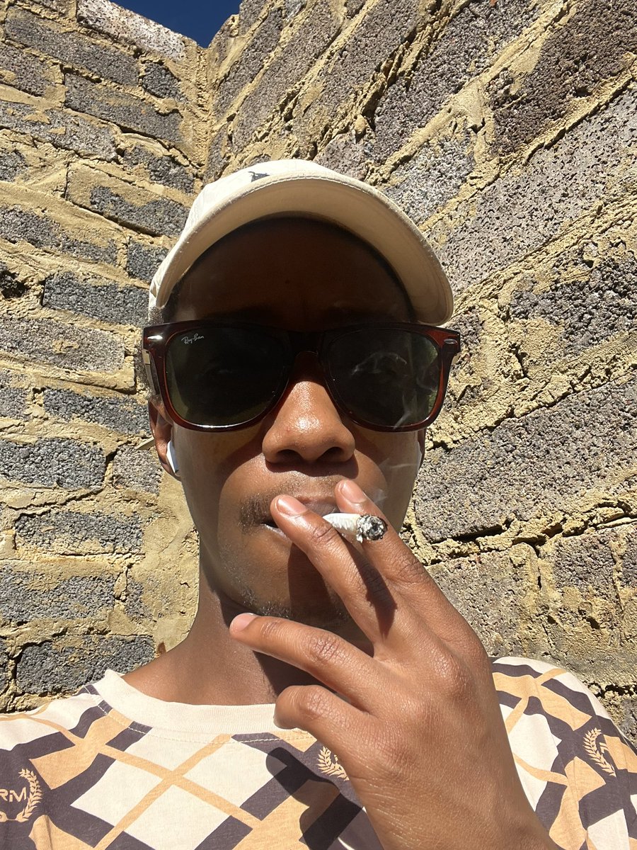 iamalterastro's tweet photo. I feel like a white guy. https://t.co/55lto8n59w