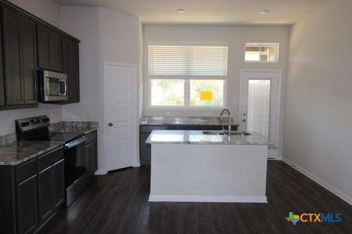 JrHerrings's tweet photo. End your house hunt with the best home you've seen yet! Call, text, or direct message us for a viewing.

Robert Herrings Jr#Century 21PremierRealtors#Putting PeopleFirst!#GoldStandard# https://t.co/sv7yhehjZW