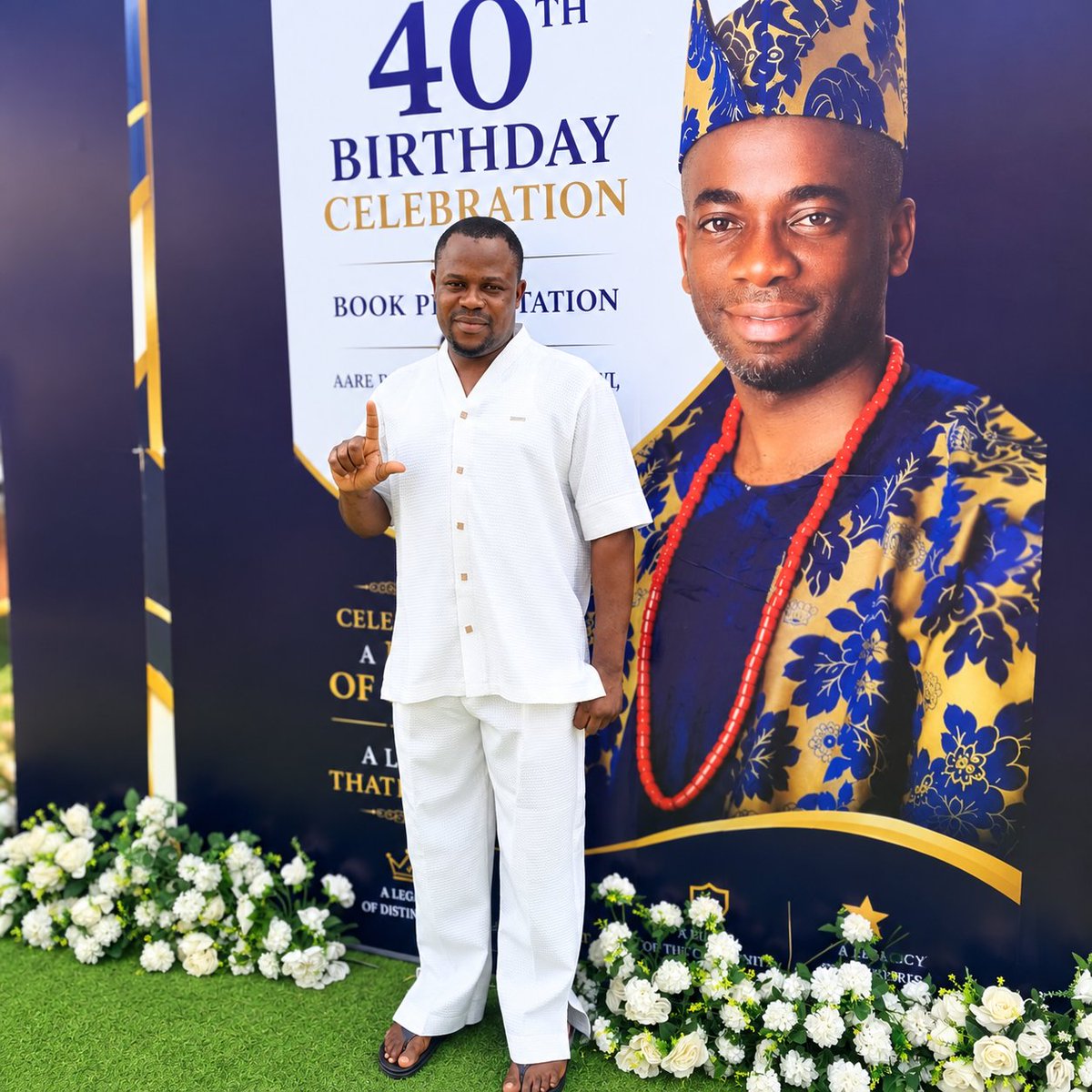 Spaceryda's tweet photo. Celebrating @musbauceo @ 40 birthday celebration and Book Presentation in Offa, Kwara State https://t.co/MUTayP9Bem