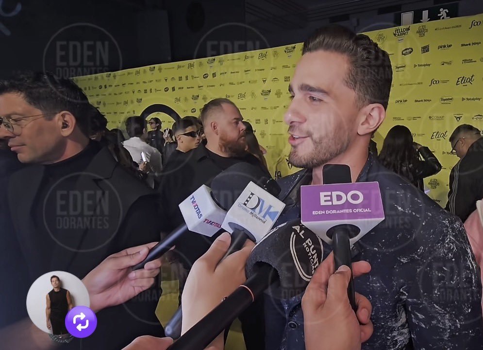 EmZkPr's tweet photo. Yahir entró a la casa no para levantar su carrera como cantante, sino para promocionar a su sobrino (¿y ser un Alfonso de Nigris 2.0?).

💀💀💀 https://t.co/7c4dfv0Fb0