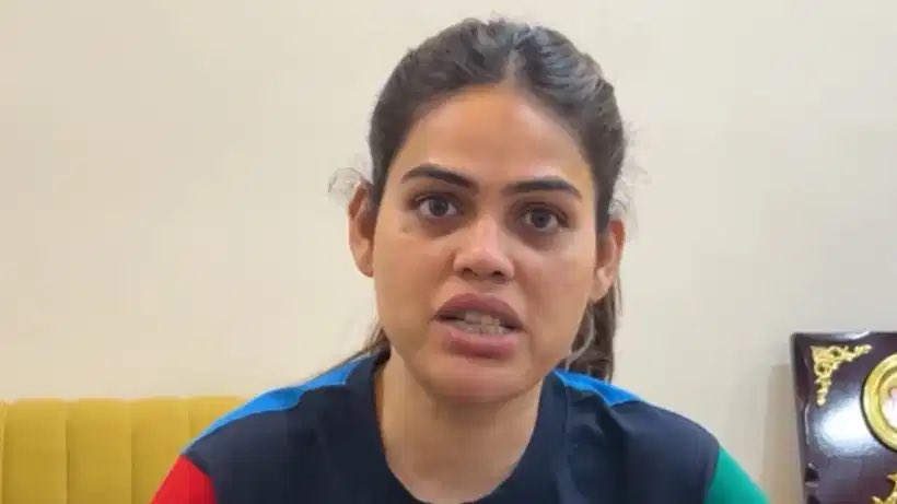 RoshanKrRaii's tweet photo. BJP leader Nazia Elahi Khan converts to Hinduism.

To call herself Nandini Pandey from now on. https://t.co/2q8cojv50F
