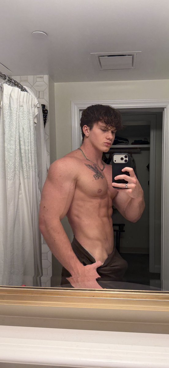 masterjack49's tweet photo. Follow up guys 💪 https://t.co/Jzj5Spz4Zm