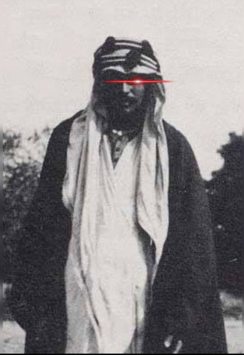 tk5z_'s tweet photo. الشخص العظيم مطلق المطيري 
حكم عمان وارعبهم 
من كثر الراعه نظم لهم جدول نومهم
الى الان منتظمين عليه علشان مايطلع لهم باحلامهم
خلاهم يستنجدو في ايران 
والهند وبريطانيا https://t.co/fTyOxBEKDD