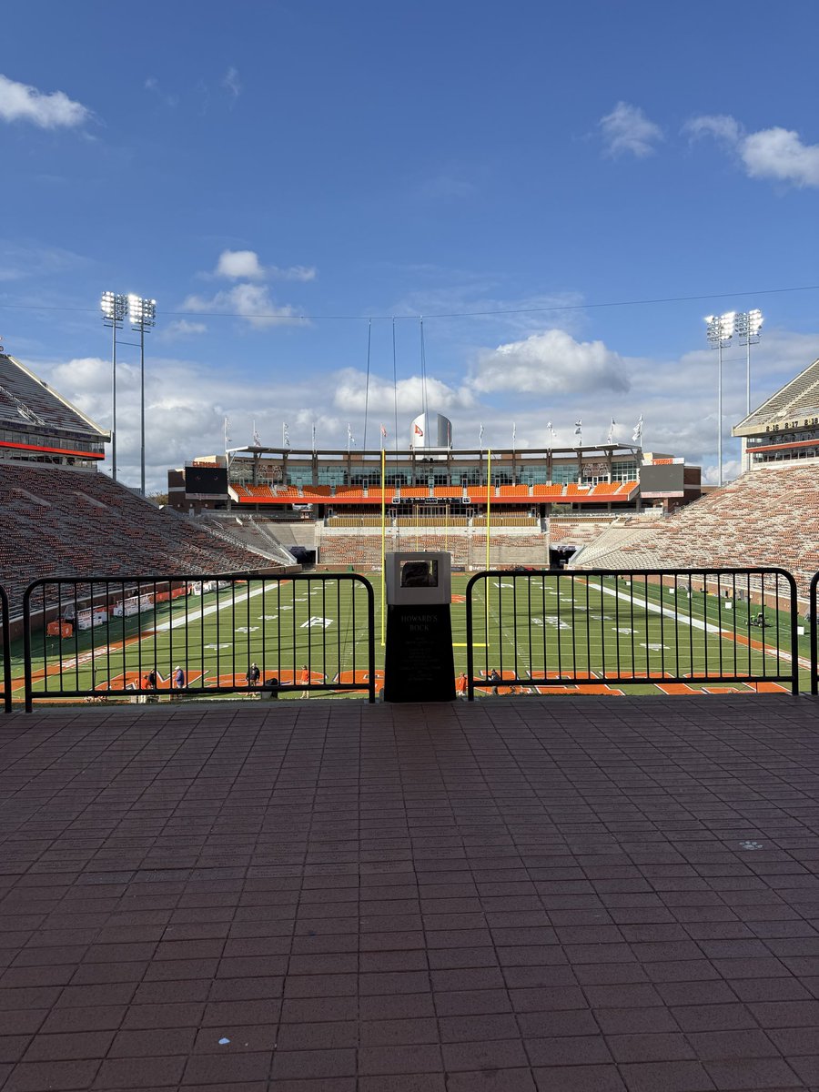 joshlap19's tweet photo. Letβs Go Hokies! π¦ #BeatClemson https://t.co/LxuX6SLaVB