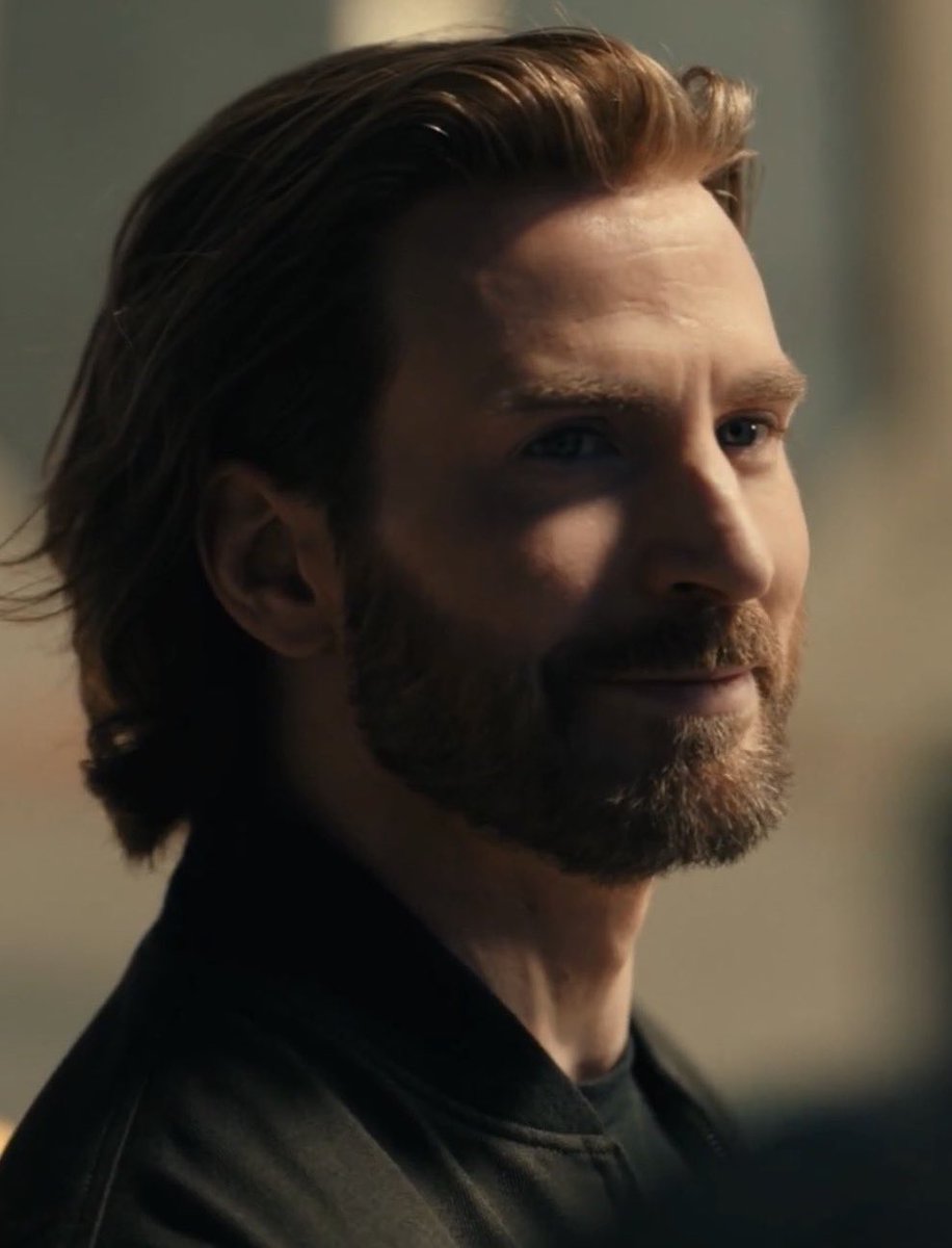cosmic_marvel's tweet photo. New look at Chris Evans as Steve Rogers in ‘AVENGERS: DOOMSDAY’ https://t.co/vSxw09jCXB