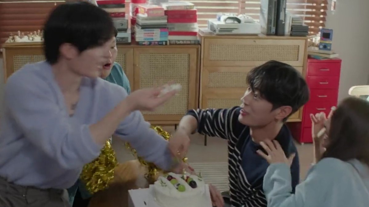 munhanas's tweet photo. God please bring our family back together (in 2026)

#DiveIntoYouEp9 https://t.co/cs17NNre44