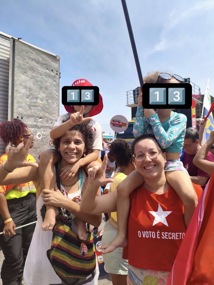 linnaramos50's tweet photo. #ComLulaNaRua
Pelo nosso futuro! https://t.co/4HOnIaC0FI