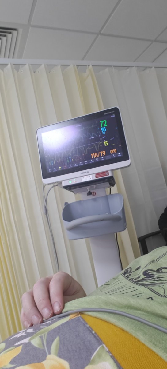 flaminhaystacks's tweet photo. Today I wasn't feeling good and called 111 for advice. They sent an ambulance and after multiple tests, I have now been admitted to A&amp;E for cardiac observations overnight

Not exactly what I was planning for the weekend 

Hoping they can find out what is wrong https://t.co/mivwf0MlqE
