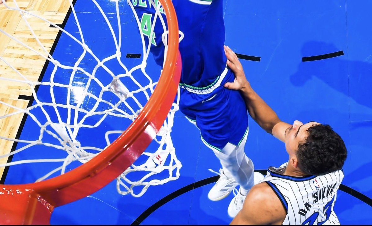 WolvesBurnerr's tweet photo. @Timberwolves @NBA @AyoDos_11 @TreyLyles @JoanBeringer @Sn1per_T Silva what are you grabbing gng? https://t.co/uImG2CFaAr