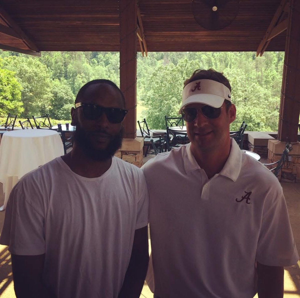 AUBZfoo's tweet photo. @BobbyLabCoat 😂😂😂 I have/will never have any hate towards Lane. https://t.co/Si6zyEPfWC