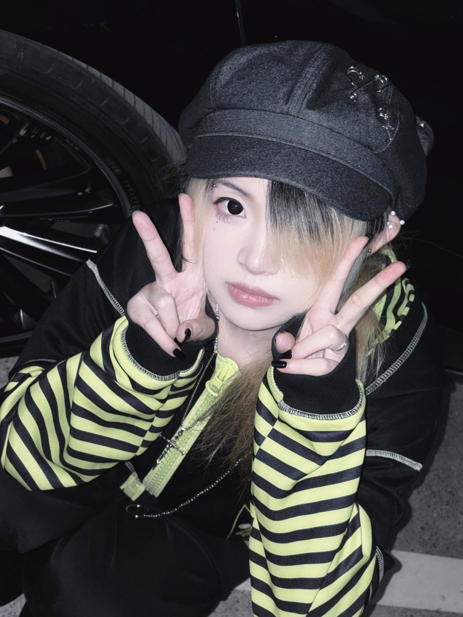 hotokawa1016's tweet photo. 你好呀我是川川！
我🔪/💊/偶尔会发内个 顺便我接定制！
我有女朋友，我们很恩爱！
互fo请私信 麻烦大家啦
会fo会查成分！
以上！很高兴认识大家ദ്ദി◝ ⩊ ◜.ᐟ https://t.co/MfERIjVgU3