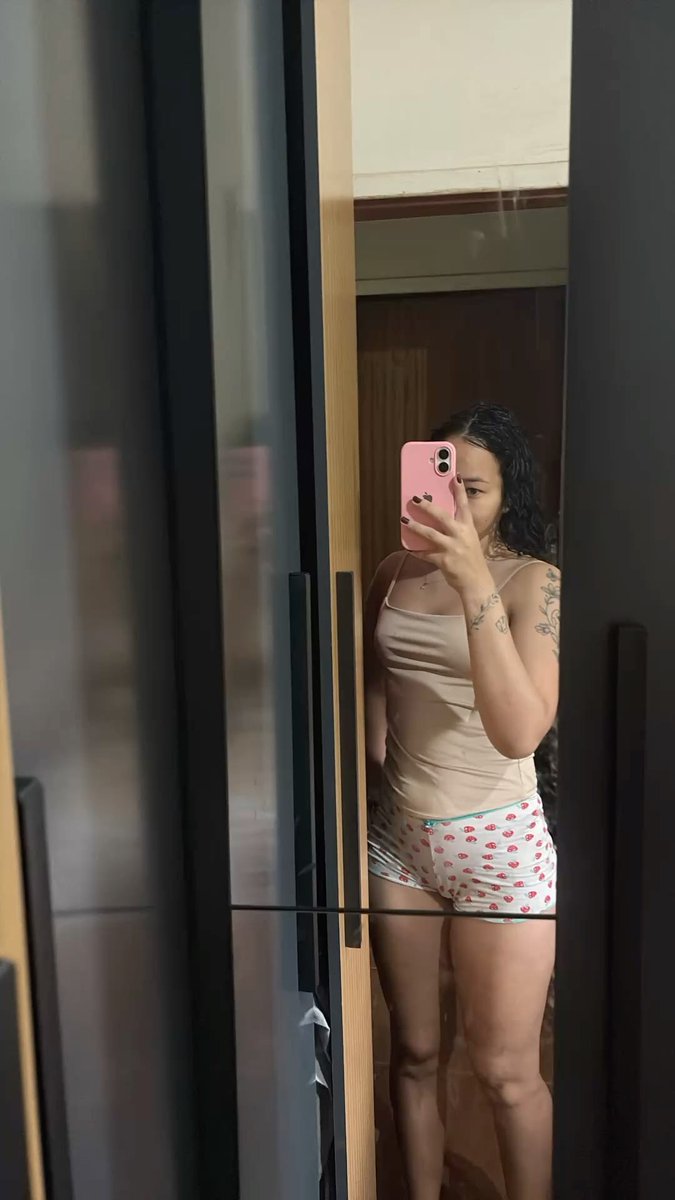 michcio27's tweet photo. Me diz aí você pega ou passa ?? https://t.co/H2WqMeFBrY