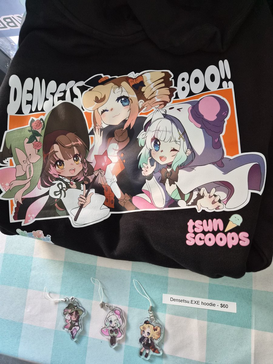 tsunscoops's tweet photo. Hoodie and phone charms for the @densetsuexe collab dropping today in store! Illustrated by @Belindraw https://t.co/Z7D2TVIPnX