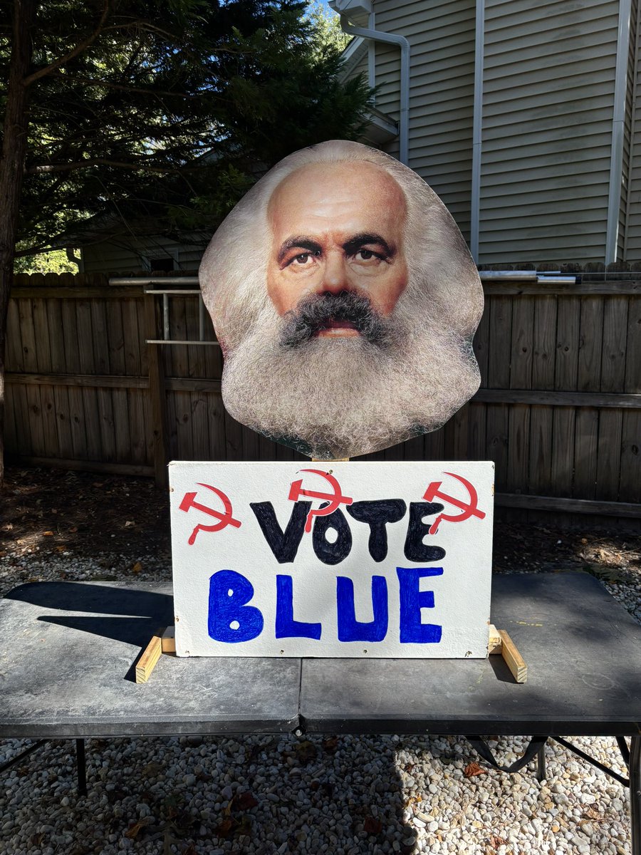BustaBionic1's tweet photo. @co_rapunzel4 Can I put this sign on your lawn? https://t.co/P0UJ0NVZco