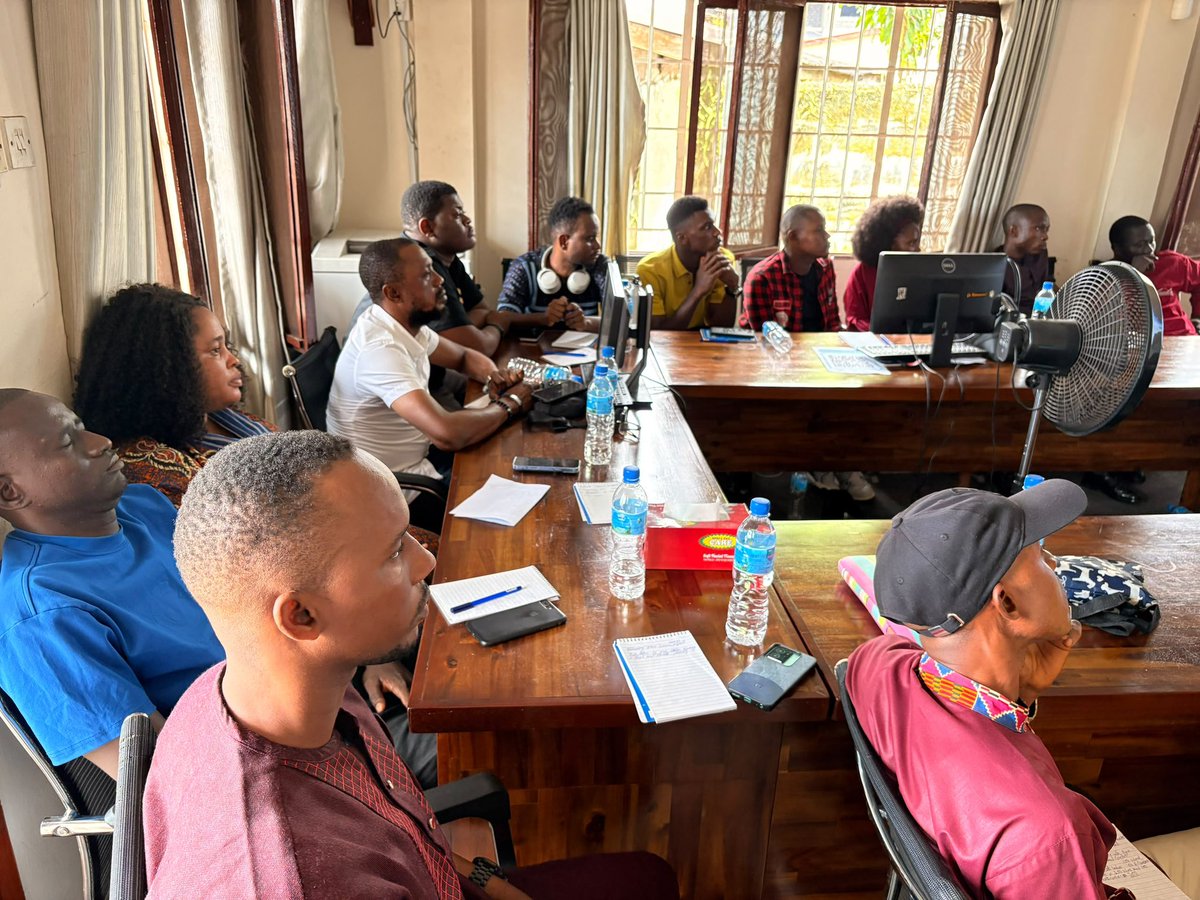 AnalyticsMeraki's tweet photo. Training is a priority at Meraki!

Over the past few days, we’ve been equipping enumerators and qualitative researchers for an upcoming UNOPS endline evaluation.

We believe investing in people is investing in better data. https://t.co/fw4lCTU9bE