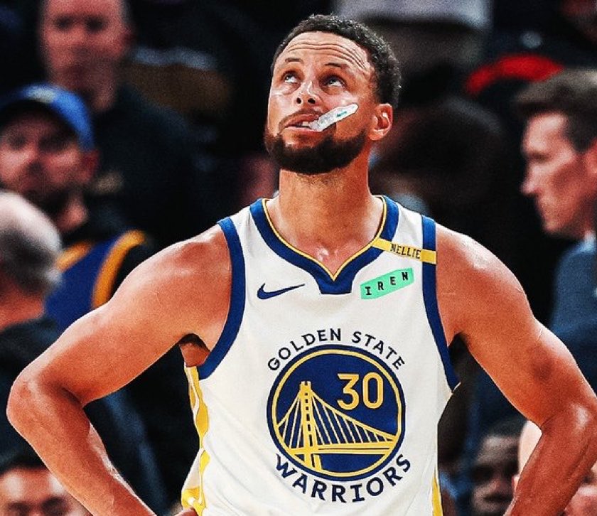 brasilcoast2's tweet photo. ⚠️ Stephen Curry está FORA da partida de hoje vs Phoenix Suns em back to back.

🗞️ - @warriors https://t.co/DPBWPSZELM
