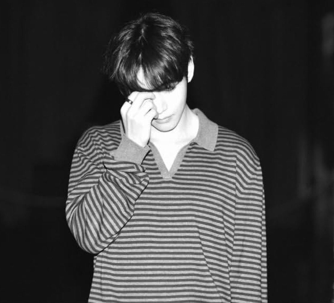vminiecats's tweet photo. 🐰: "Practicando con mi modelo favorito"

ESTAS FOTOS DE TAEHYUNG TOMADAS POR JUNGKOOK 😭 https://t.co/3xlvLzudXs