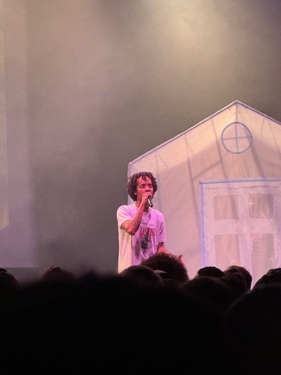 _ch98's tweet photo. Forgot to post these from the Earl &amp; Mike show the other night https://t.co/p080ULiASW