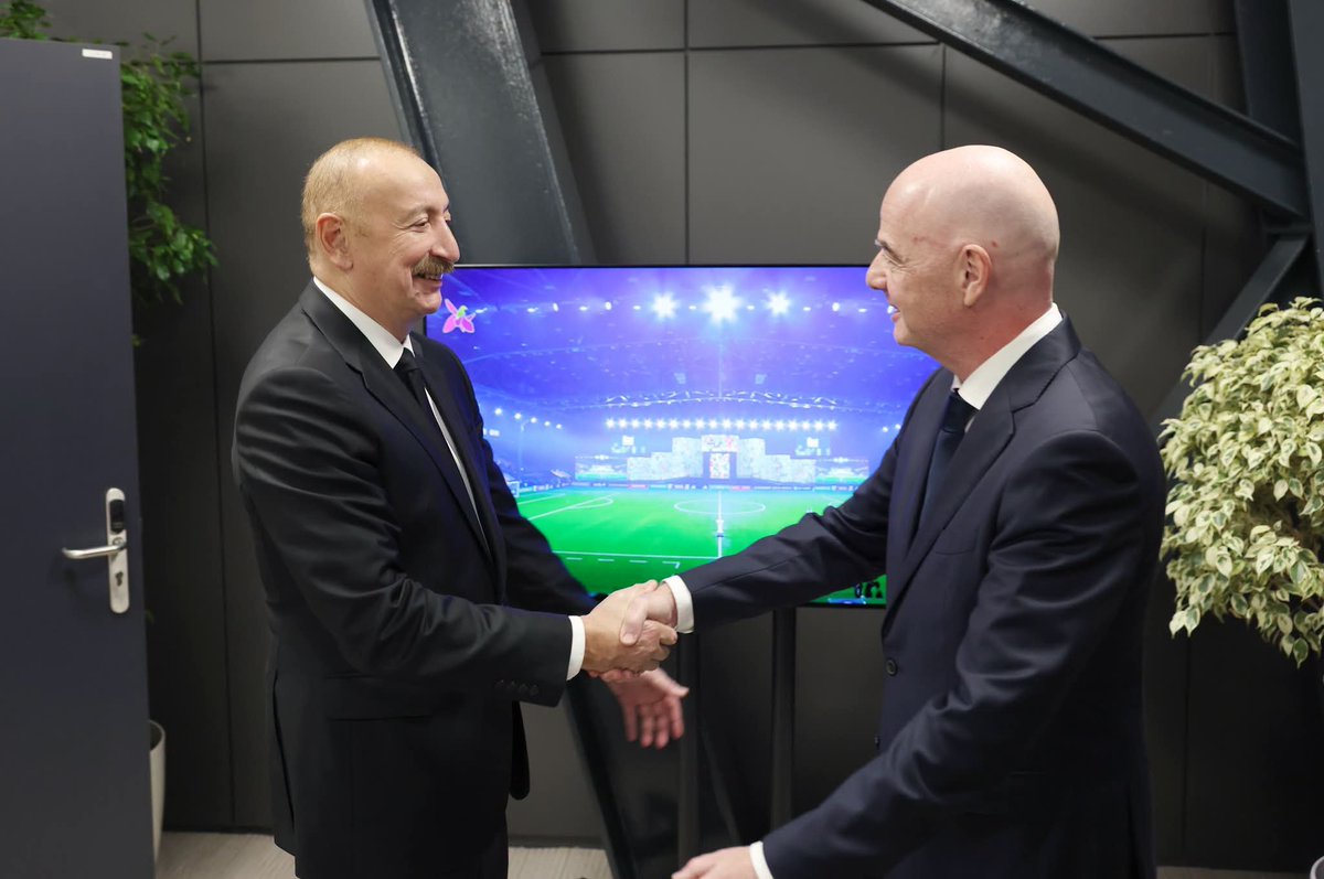 YAP_1992's tweet photo. Prezident İlham Əliyev FIFA U-15 dünya çempionatının və festivalının açılış mərasimini izləyib.

https://t.co/Ntdf2a8ocb https://t.co/k4kPN3mwHe