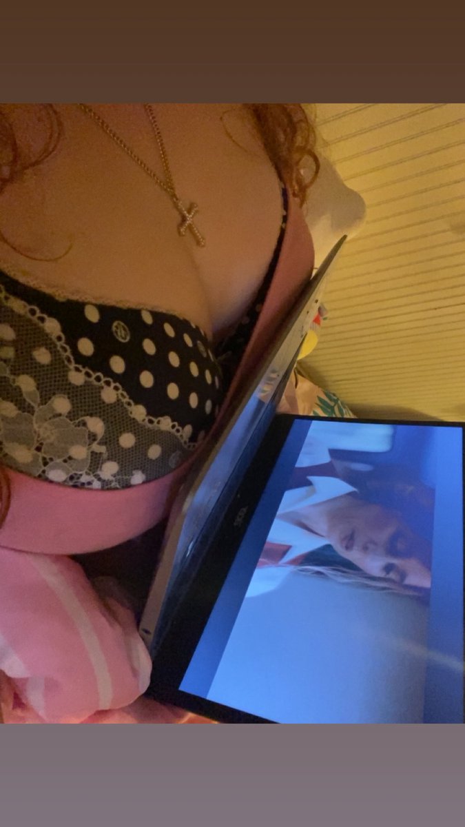 Tastetwiced's tweet photo. Cuddle with me? https://t.co/CCZKEqEBaj