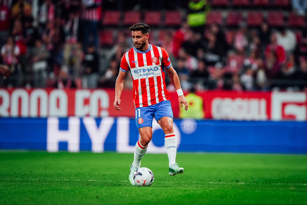 AlexMoreno's tweet photo. Gran partit de l'equip, 3 punts més! ❤️✨
——————————————————
Gran partido del equipo, 3 puntos más!❤️✨ https://t.co/F4a30B6Wl1