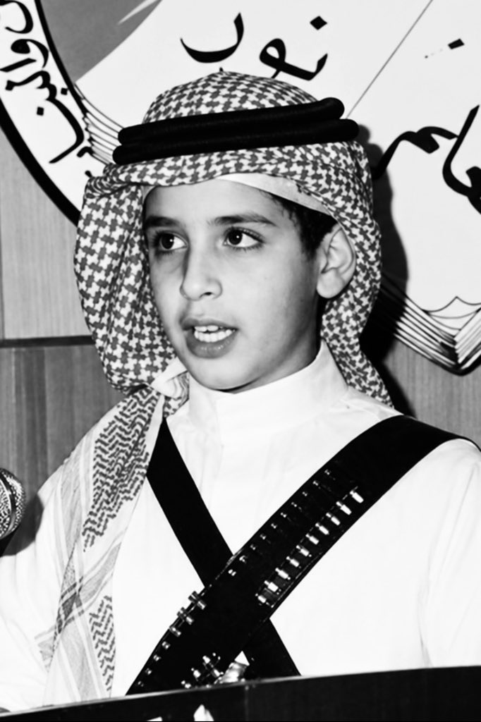 xq1jj's tweet photo. من طفـل سعودي إلى زعيـم الشرق الأوسط 🤍 https://t.co/7uprGMO4sR