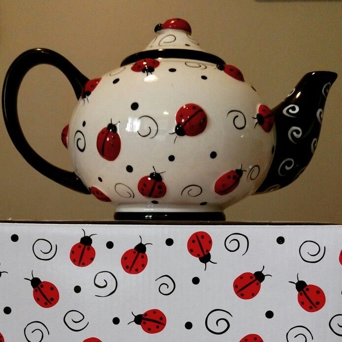 virtualh3arts's tweet photo. Tea sets ⋆｡𖦹°⭒˚｡⋆ https://t.co/agf2KfFZ5D