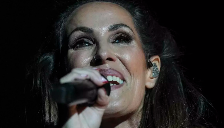 cordopolis_es's tweet photo. FOTOGALERÍA | Malú vuelve a Córdoba para reencontrarse con aquella adolescente que empezó en la música https://t.co/NsLK6WVqAF https://t.co/EUA9y2gywd