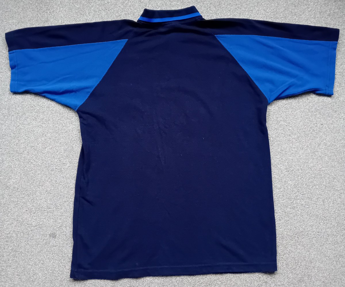leem1lls's tweet photo. FOOTBALL MEMORABILLIA
Fifth up, is a genuine Portsmouth Football Club  Players travel Polo shirt by Pompey Sport, from the 2001/02 season, size XL in Navy blue! DM me your offer if interested, thanks! https://t.co/mr2HJcYuyK