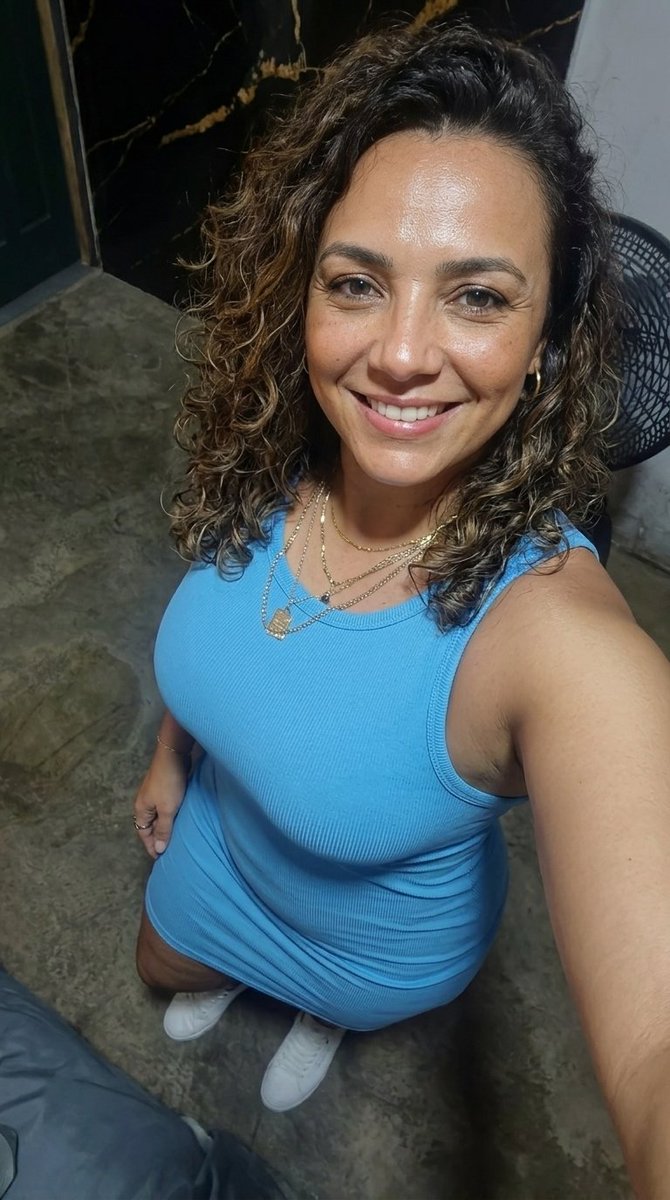 NeideSantosz's tweet photo. 40 anos com disposição de 20
Me aguentaria? https://t.co/smv5PCG2lV