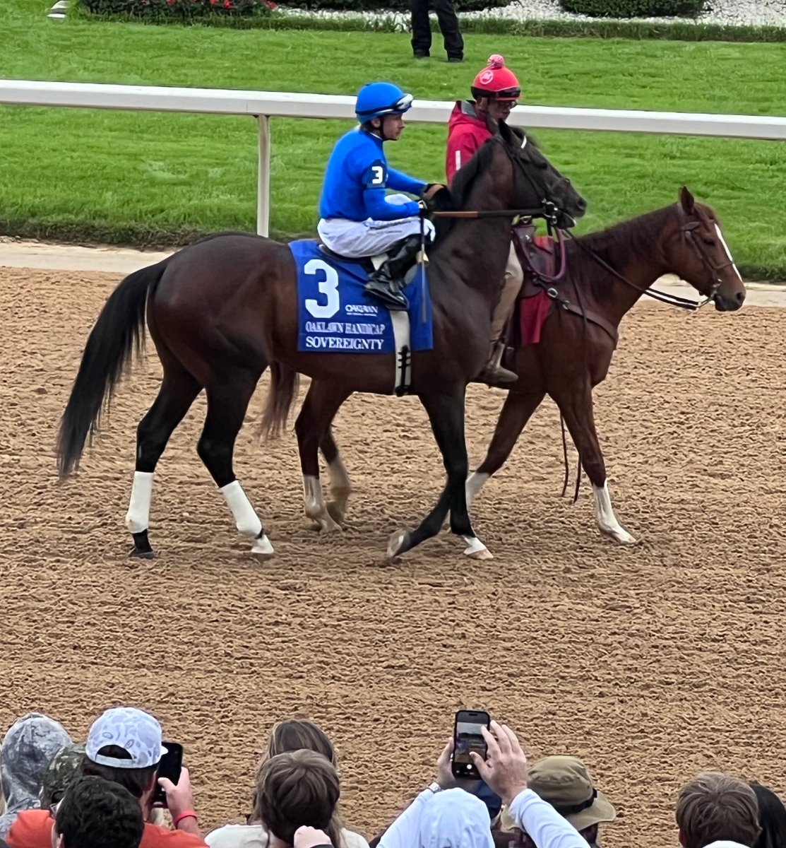 hatrat's tweet photo. @stephqjustified From Oaklawn 💙 https://t.co/6iyx9GrqRE