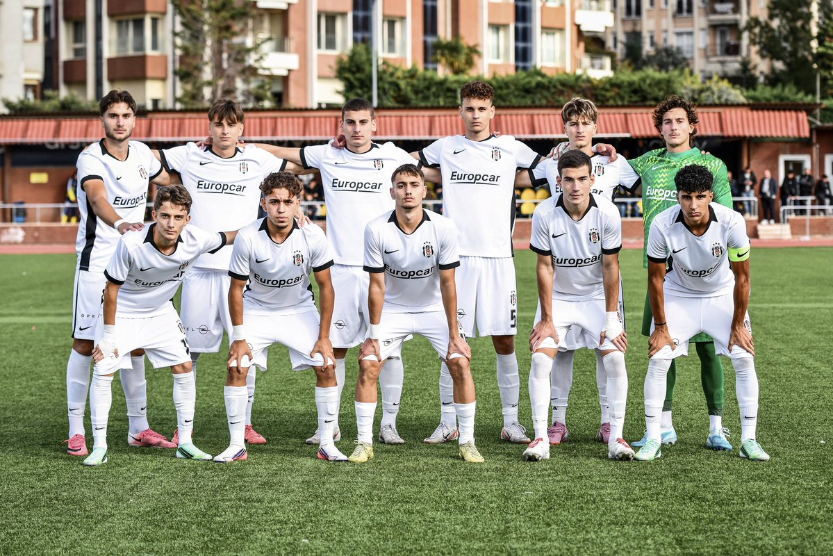 BjkAkademi's tweet photo. Fenerbahçe:2 Beşiktaş:2 (U17)

🔗 https://t.co/DfSIn7LJWG https://t.co/ZO7SZm7ldI
