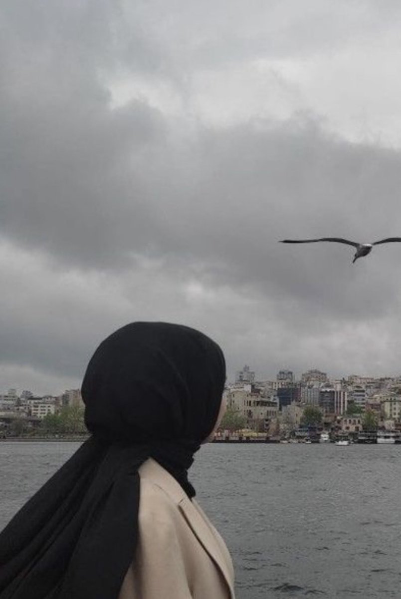 Pnarp4's tweet photo. Sad-i şirazî : “Aşka uçma kanatların yanar”.
Hz.Mevlana : “Aşka uçmazsan kanat neye yarar”.
Yunus Emre: “Aşka vardıktan sonra, kanadı kim arar “..
      (Hangisiydi Aşk ? ).. https://t.co/rloy9WRNL1